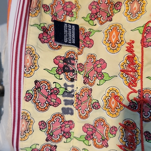 Robert Graham Embroidered Retro Shirt - Picture 7 of 9